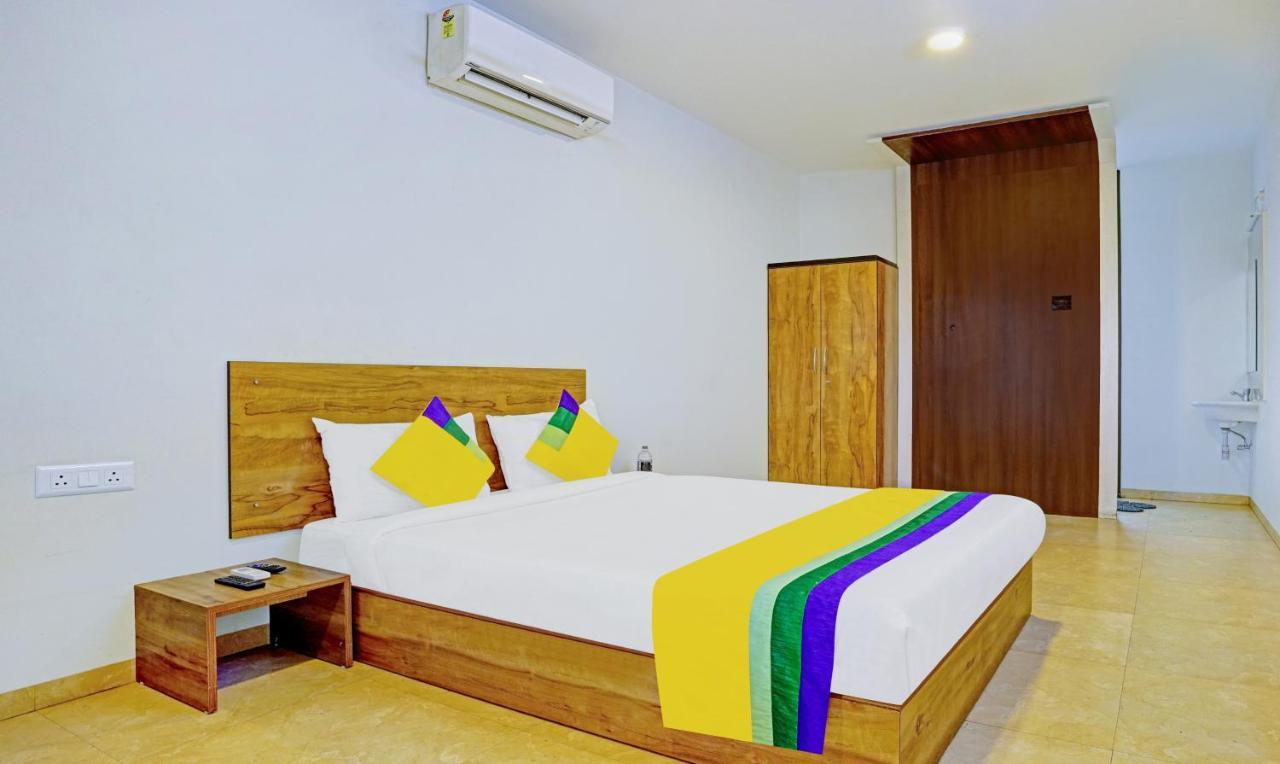 Itsy Hotels Oasis Pride Нашик Екстериор снимка