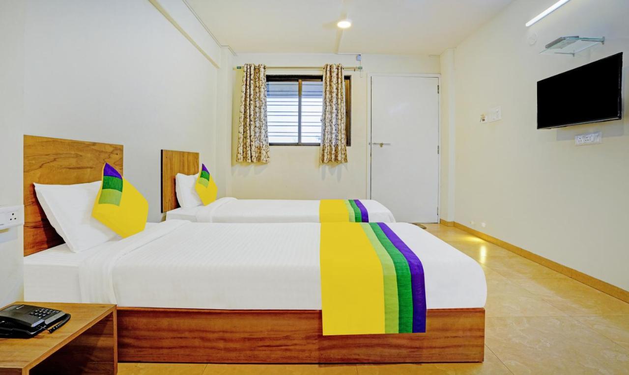 Itsy Hotels Oasis Pride Нашик Екстериор снимка