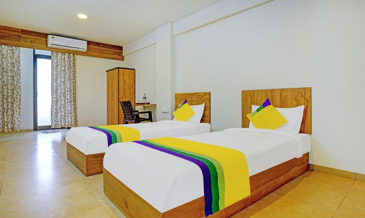 Itsy Hotels Oasis Pride Нашик Екстериор снимка